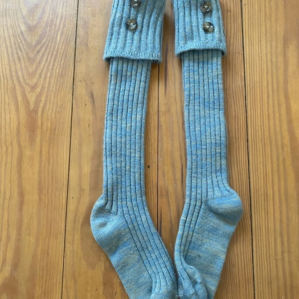 Chic Blue Ribbed Women's Kilt Socks
